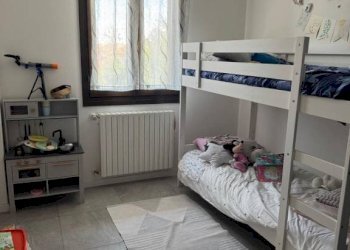 Camera da letto - Three-room apartment via Barberi, Novi di Modena - photo 5
