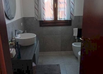 Bagno - Three-room apartment via Barberi, Novi di Modena - photo 7