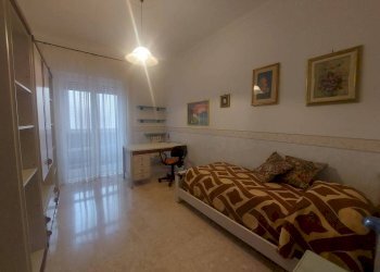 Camera da letto - Non-buildable land Taranto - photo 14