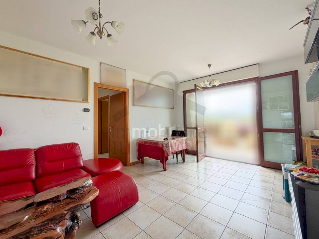 Soggiorno - Four-room apartment via Formignana, Rimini - photo 2