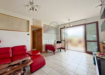 Soggiorno - Four-room apartment via Formignana, Rimini - photo 2