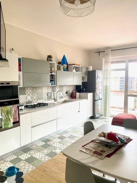 Cucina - Three-room apartment via Mombarcaro, 101, Torino (neighborhood Santa Rita) - photo 3