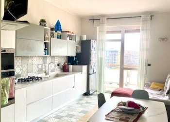 Cucina - Appartamento via Mombarcaro, 101, Torino (zona Santa Rita) - foto 4
