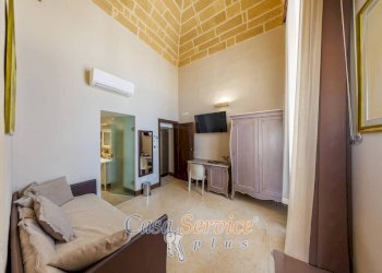 Salone - Three-room apartment Riviera Cristoforo Colombo, Gallipoli - photo 9