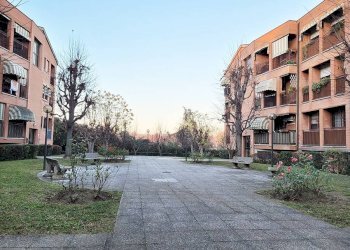 Giardino - Quadrilocale via Martiri di Monte Sole, 9, Bologna (zona Bolognina) - foto 32