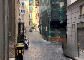 Edificio all\'aperto - Locale Commerciale Vico Mondragone
28, Napoli - foto 17