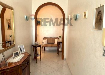 Hall / corridoio - Four-room apartment VIA PAPA GIOVANNI XXIII
 
20, Trani - photo 1