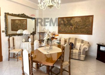 Sala da pranzo - Four-room apartment VIA PAPA GIOVANNI XXIII
 
20, Trani - photo 11