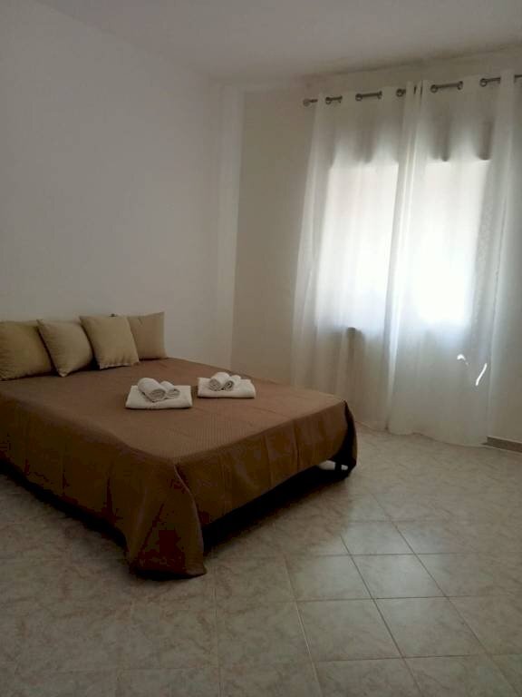 Camera da letto - Four-room apartment via Luca Goldoni, Castellammare del Golfo - photo 3