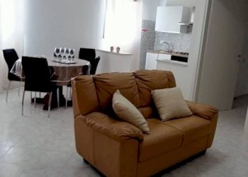 Salone - Four-room apartment via Luca Goldoni, Castellammare del Golfo - photo 5