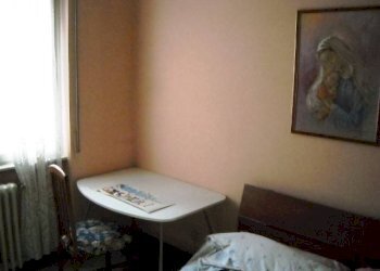 Camera da letto - Bilocale viale Romagna, 19, Cologno Monzese - foto 11