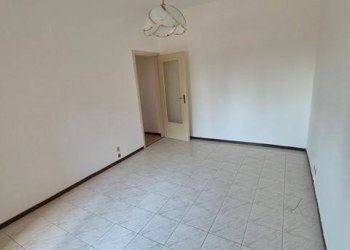 Camera da letto - Bilocale viale Romagna, 19, Cologno Monzese - foto 4