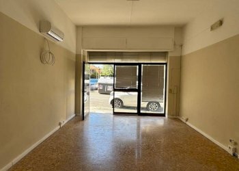 Interno non residenziale - Negozio Clivo Rutario, 33, Roma - foto 2