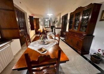 Sala da pranzo - villa principale P1 - Villa VIA KENNEDY
 
33, Marano Marchesato - foto 17