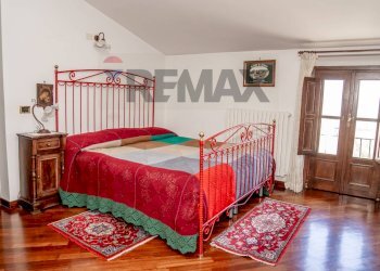 Camera da letto 1- villa principale P2 - Villa VIA KENNEDY
 
33, Marano Marchesato - foto 23