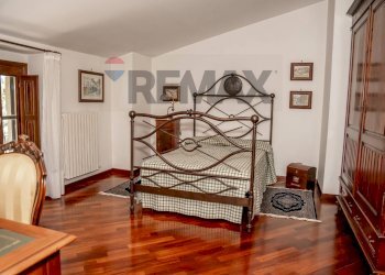 Camera da letto 3 - villa principale P2 - Villa VIA KENNEDY
 
33, Marano Marchesato - foto 27