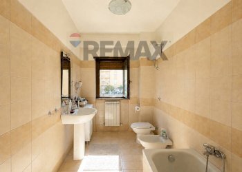 Bagno - Four-room apartment viale giacomo mancini
 
142, Cosenza - photo 7