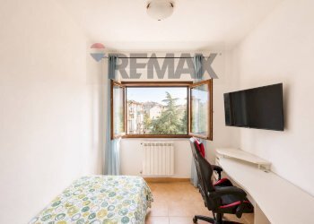Camera / camera da letto - Four-room apartment viale giacomo mancini
 
142, Cosenza - photo 10