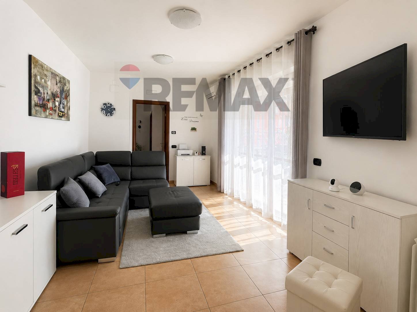 Soggiorno - Three-room apartment viale giacomo mancini
142, Cosenza - photo 2
