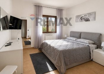 Camera / camera da letto - Three-room apartment viale giacomo mancini
 
142, Cosenza - photo 5
