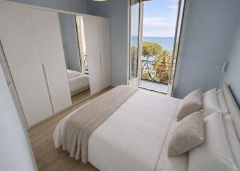 Camera da letto - Three-room apartment via Roma, 4, Ospedaletti - photo 6