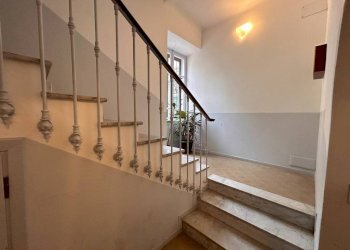 Interno palazzo - Three-room apartment via Roma, 4, Ospedaletti - photo 11
