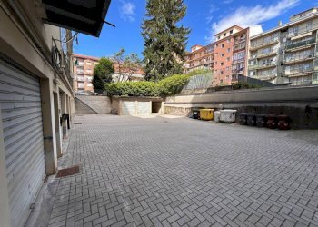 Cortile interno - Box via Serafino Arnaud, 1, Cuneo (neighborhood Donatello) - photo 10