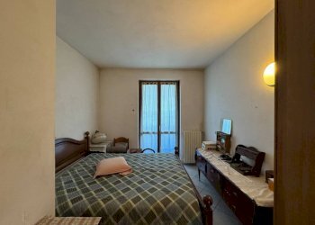 Camera da letto - Villa Località Noè, Roddino - foto 11