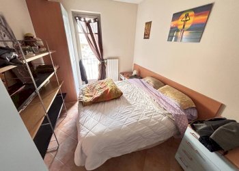 Camera da letto - Bilocale via Giovanni Lovera, 18, Borgo San Dalmazzo - foto 9