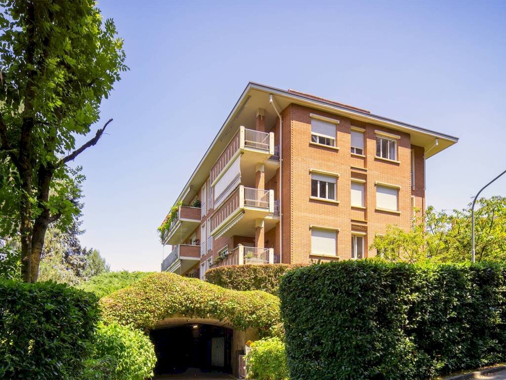 Facciata - Appartamento strada Val Salice, 227, Torino (zona Borgo Po) - foto 2
