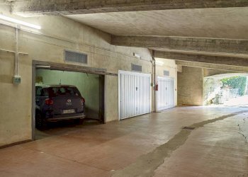 Box auto - Appartamento strada Val Salice, 227, Torino (zona Borgo Po) - foto 37