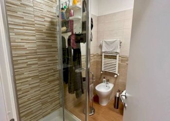 Bagno - Two-room apartment via Luigi Cibrario, 33, Genova (neighborhood Sestri Ponente) - photo 23