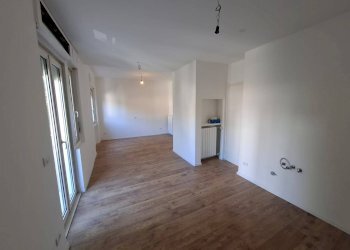 Foto 2 - Trilocale Via Marco Polo
 
20, Trieste - foto 2