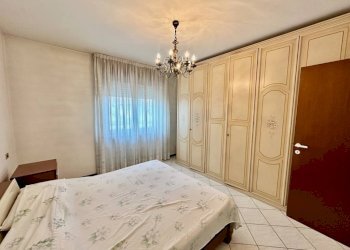 Camera da letto - Quadrilocale vicolo Borello, 10, Vigliano Biellese - foto 18