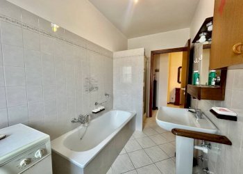 Bagno - Quadrilocale vicolo Borello, 10, Vigliano Biellese - foto 24