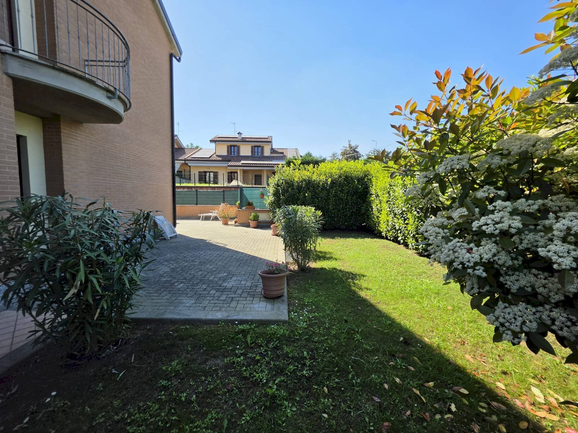 GIARDINO PRIVATO - Appartamento VIA MARIO CAREDDU DIANA
 
4, Asti - foto 1