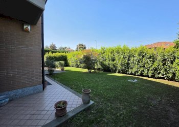 GIARDINO PRIVATO - Apartment VIA MARIO CAREDDU DIANA
4, Asti - photo 5