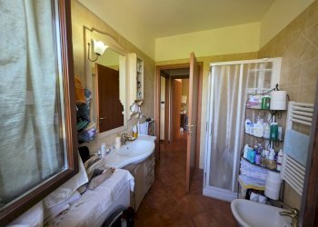 BAGNO - Apartment VIA MARIO CAREDDU DIANA
4, Asti - photo 11