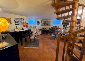 TAVERNA - Apartment VIA MARIO CAREDDU DIANA
4, Asti - photo 27
