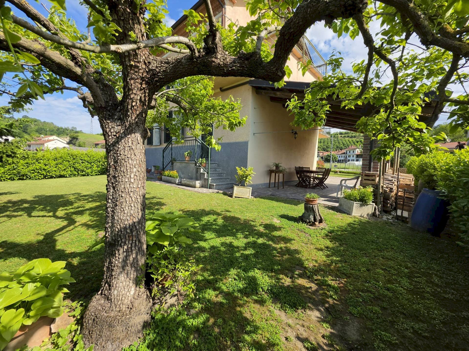 GIARDINO PRIVATO - Independent house FRAZIONE SAN GIULIO
 
120, San Damiano d'Asti - photo 1