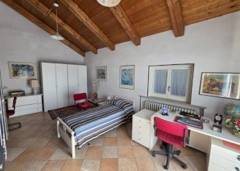CAMERA - Casa indipendente FRAZIONE SAN GIULIO
 
120, San Damiano d'Asti - foto 9