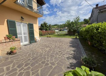 CORTILE PRIVATO - Casa indipendente FRAZIONE SAN GIULIO
 
120, San Damiano d'Asti - foto 16