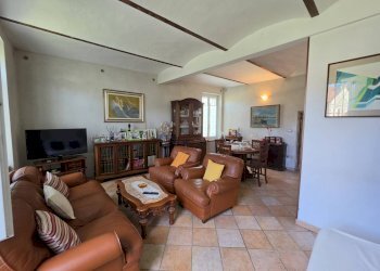 SALA - Casa indipendente FRAZIONE SAN GIULIO
 
120, San Damiano d'Asti - foto 29