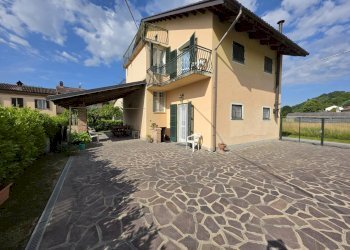 FACCIATA - Casa indipendente FRAZIONE SAN GIULIO
 
120, San Damiano d'Asti - foto 44
