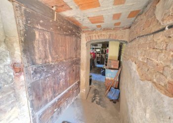 CANTINA - Casa indipendente FRAZIONE SAN GIULIO
 
120, San Damiano d'Asti - foto 49