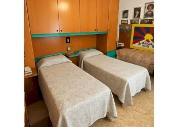 Camera da letto - Three-room apartment via Biagio Azzone, 2/a, Sannicandro di Bari - photo 6