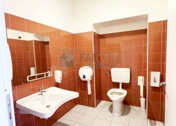 Bagno - Cafeteria - Cold Bar via Maria Vittoria, Torino (neighborhood Centro) - photo 5