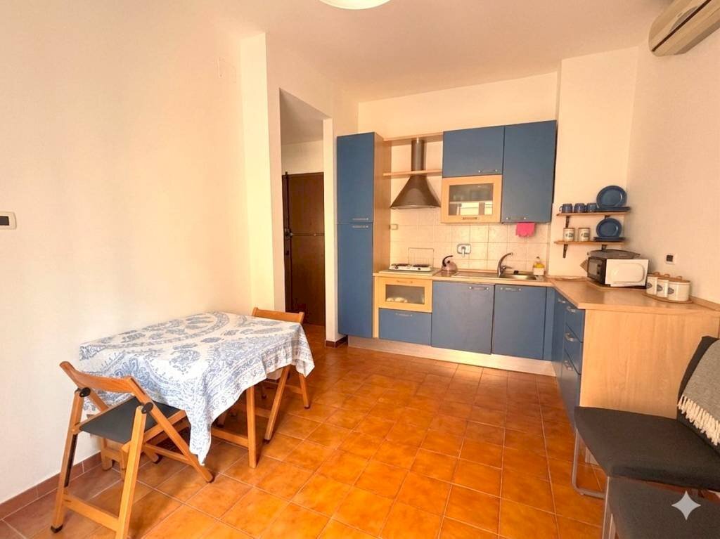 Cucina - Bilocale via Capolungo, Genova (zona Nervi) - foto 3