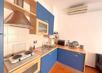Cucina - Bilocale via Capolungo, Genova (zona Nervi) - foto 7