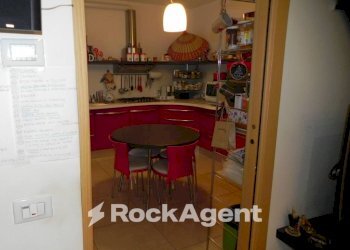 Cucina - Apartment via Pietro Nenni, 39, Montecarotto - photo 4